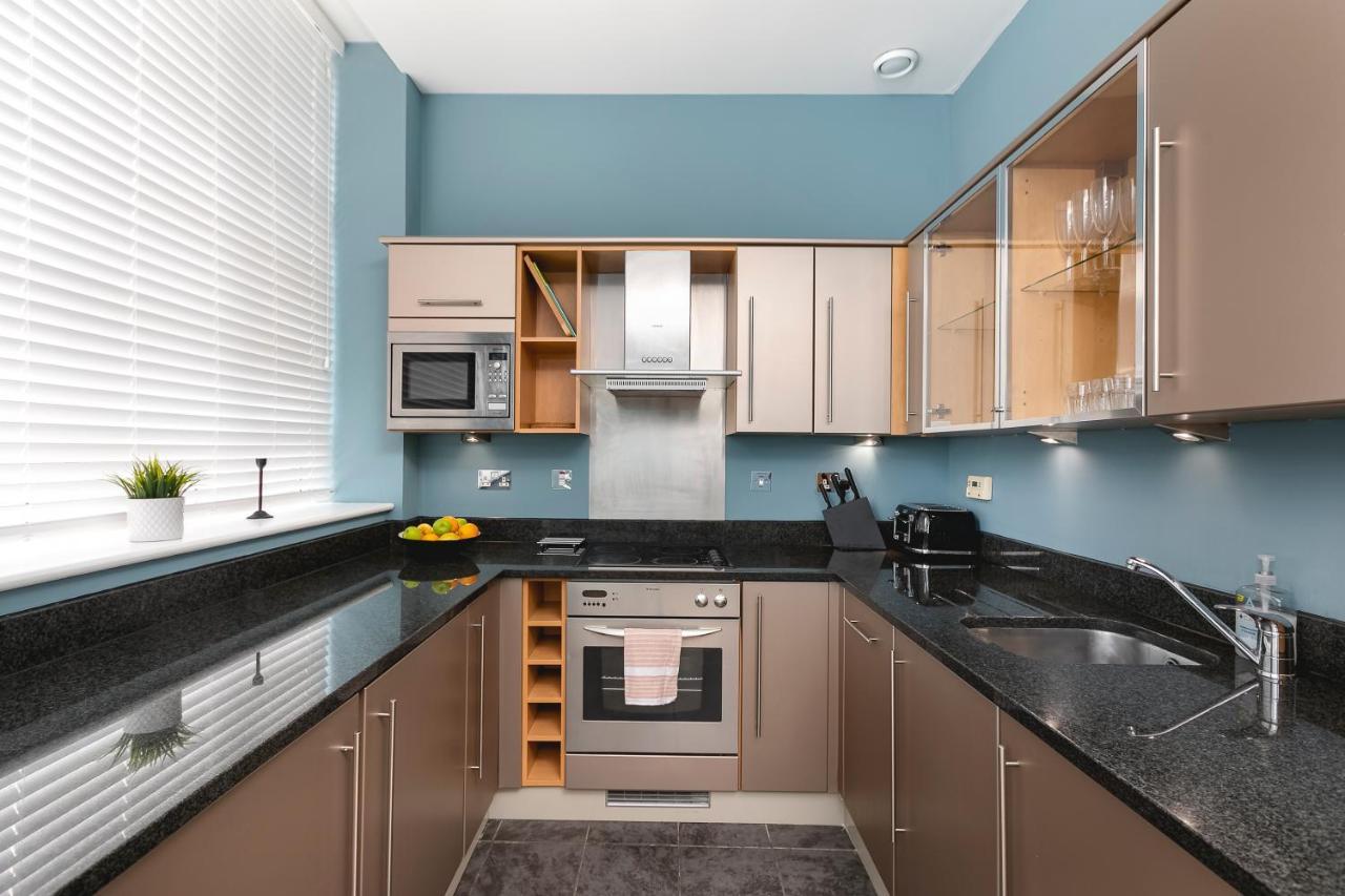 Lovely Brighton Apartments Moments Away From Royal Pavilion Exterior photo