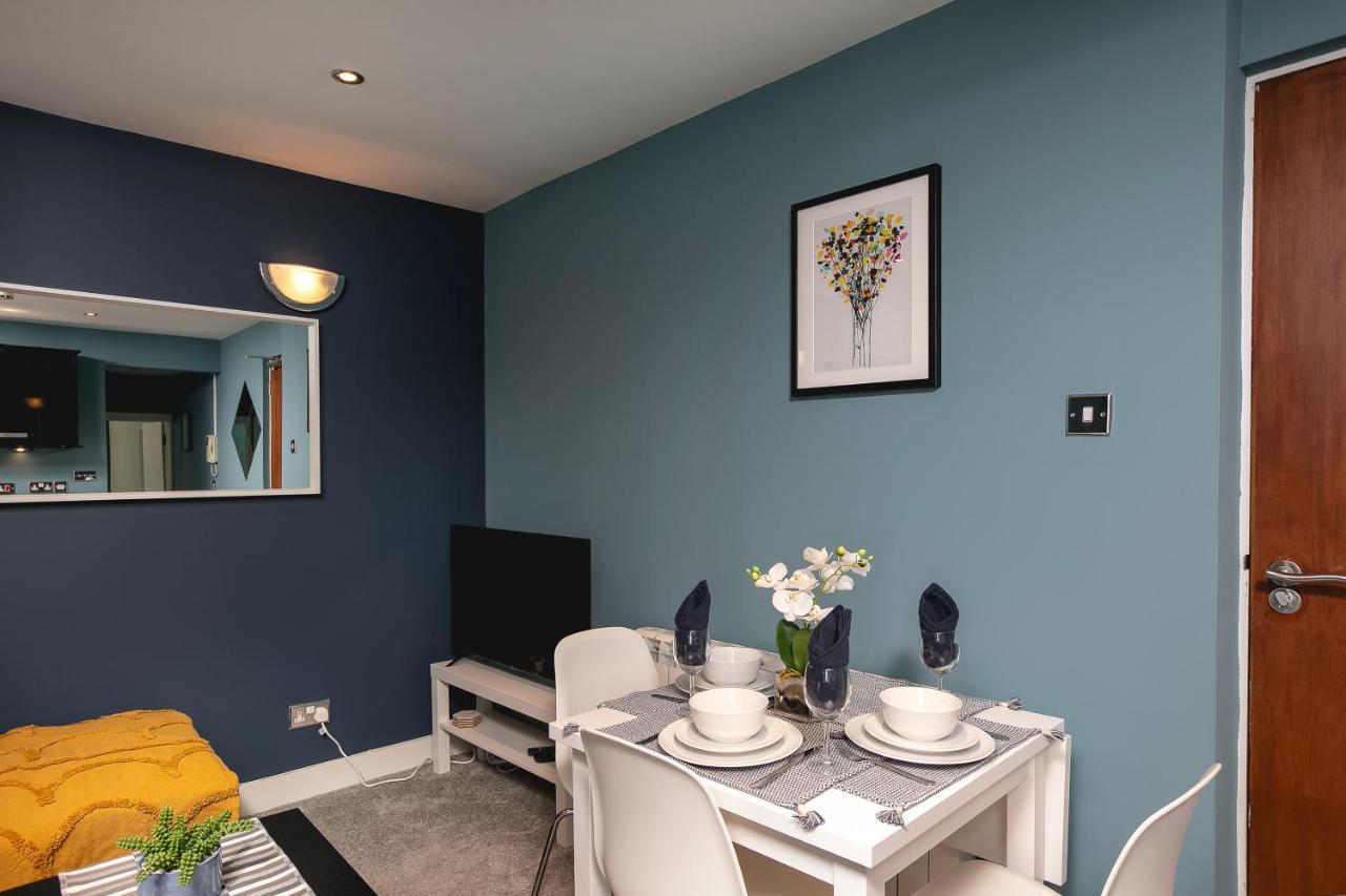 Lovely Brighton Apartments Moments Away From Royal Pavilion Exterior photo